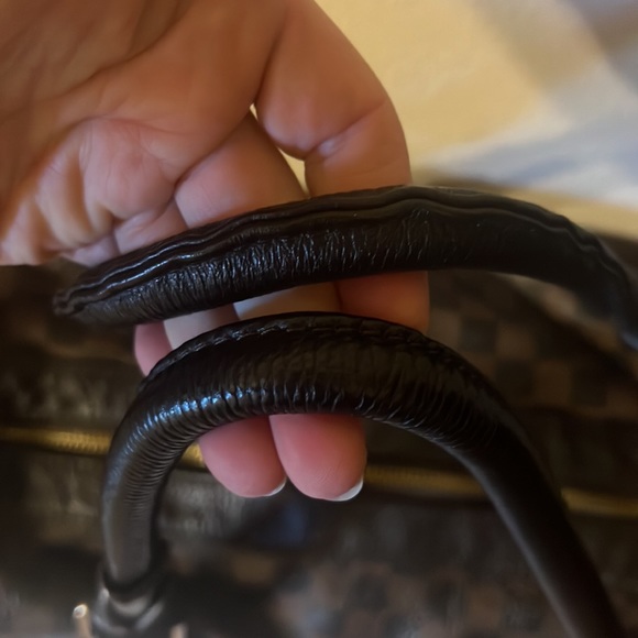 Leather bag with printed design - Picture 6 of 7